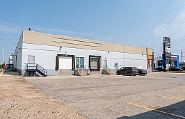 1170 St James 3