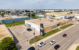 1170 St James 6