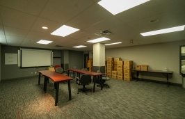 831 Portage 12