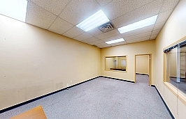 Rossmere Plaza 4