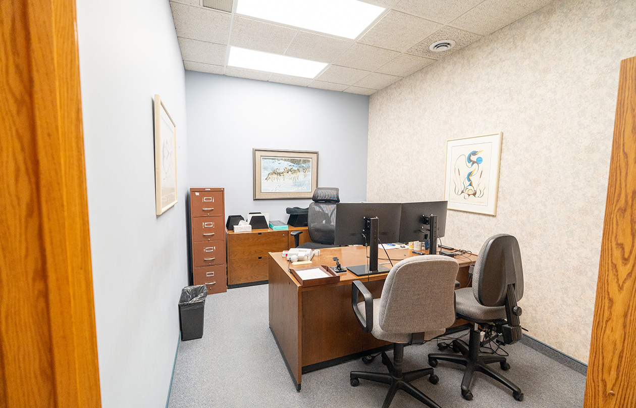 3317 Roblin 9