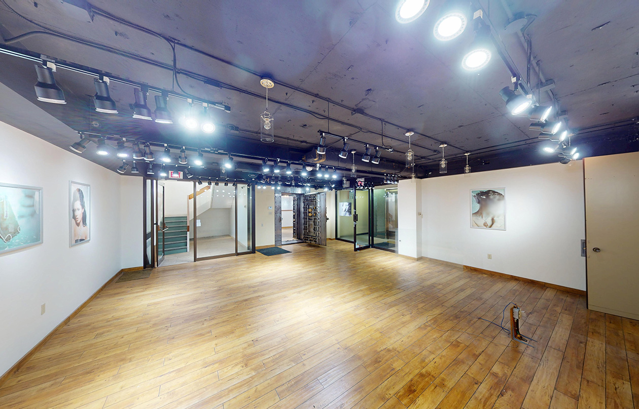250 Portage 12