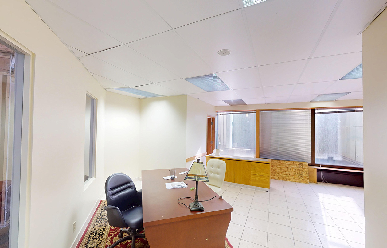 250 Portage 4
