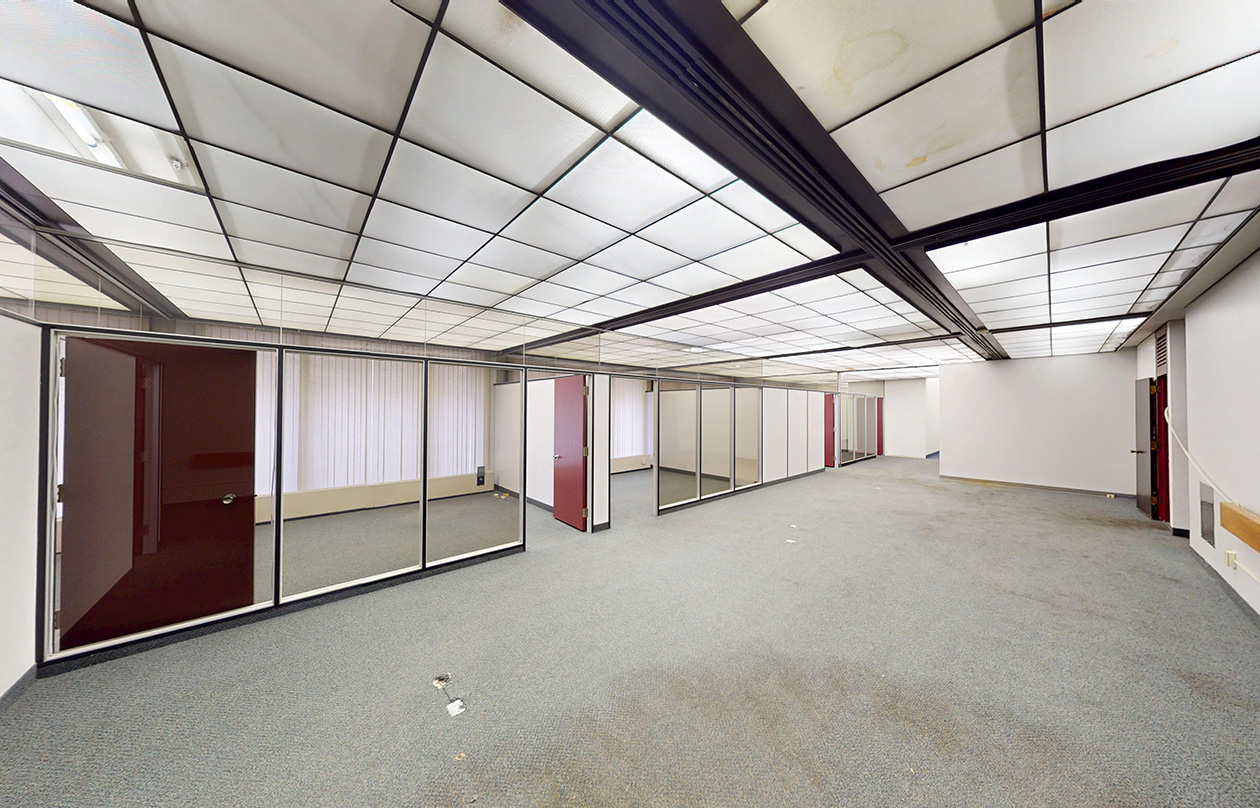 250 Portage 7