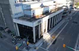 250 Portage 15