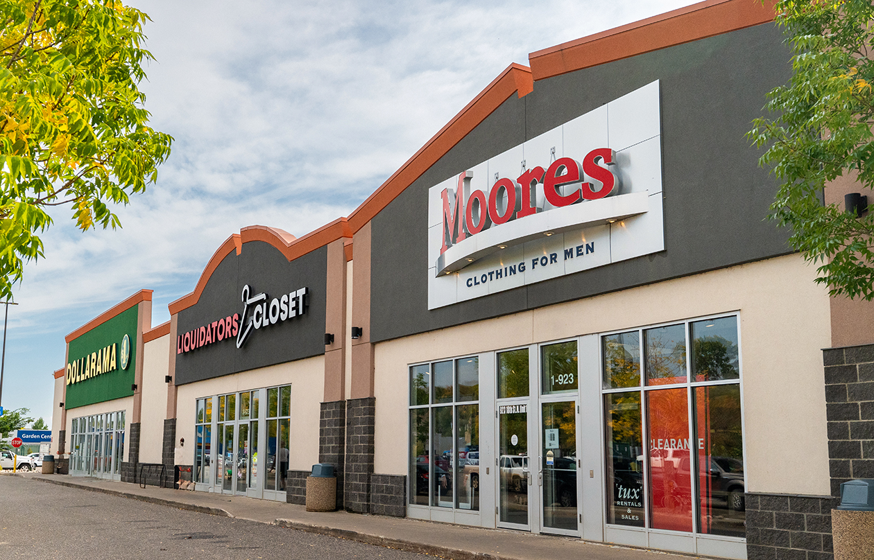 Corral Centre 14 Corral Centre 14