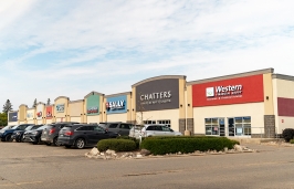 Corral Centre 16 Corral Centre 16